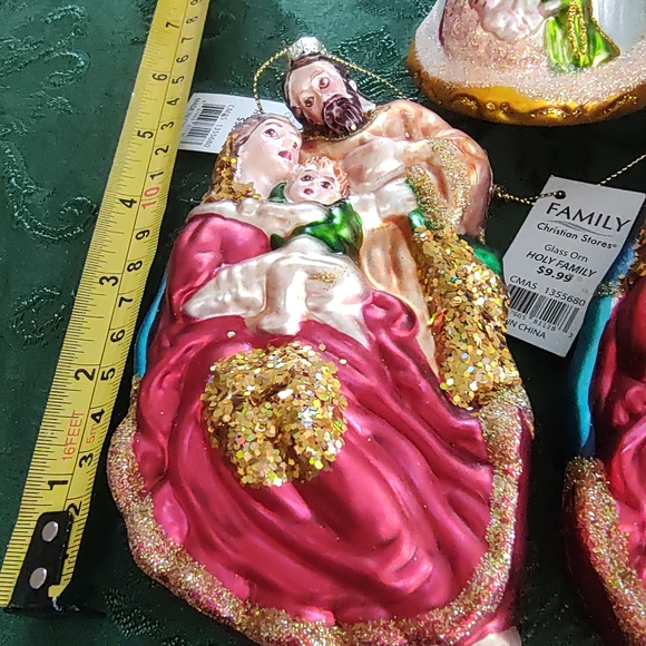 Colorful Christmas Ornaments with Religious Figures pre-owned with tags - Picture 10 of 10